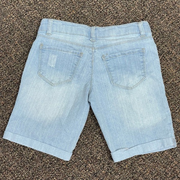 Girls Size 10 Arizona Bermuda Light Wash Denim Jean Shorts Adjustable Waist - Picture 2 of 4